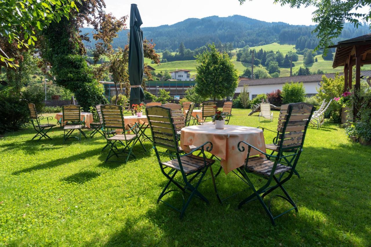 Hotel Krone Matrei am Brenner Eksteriør bilde