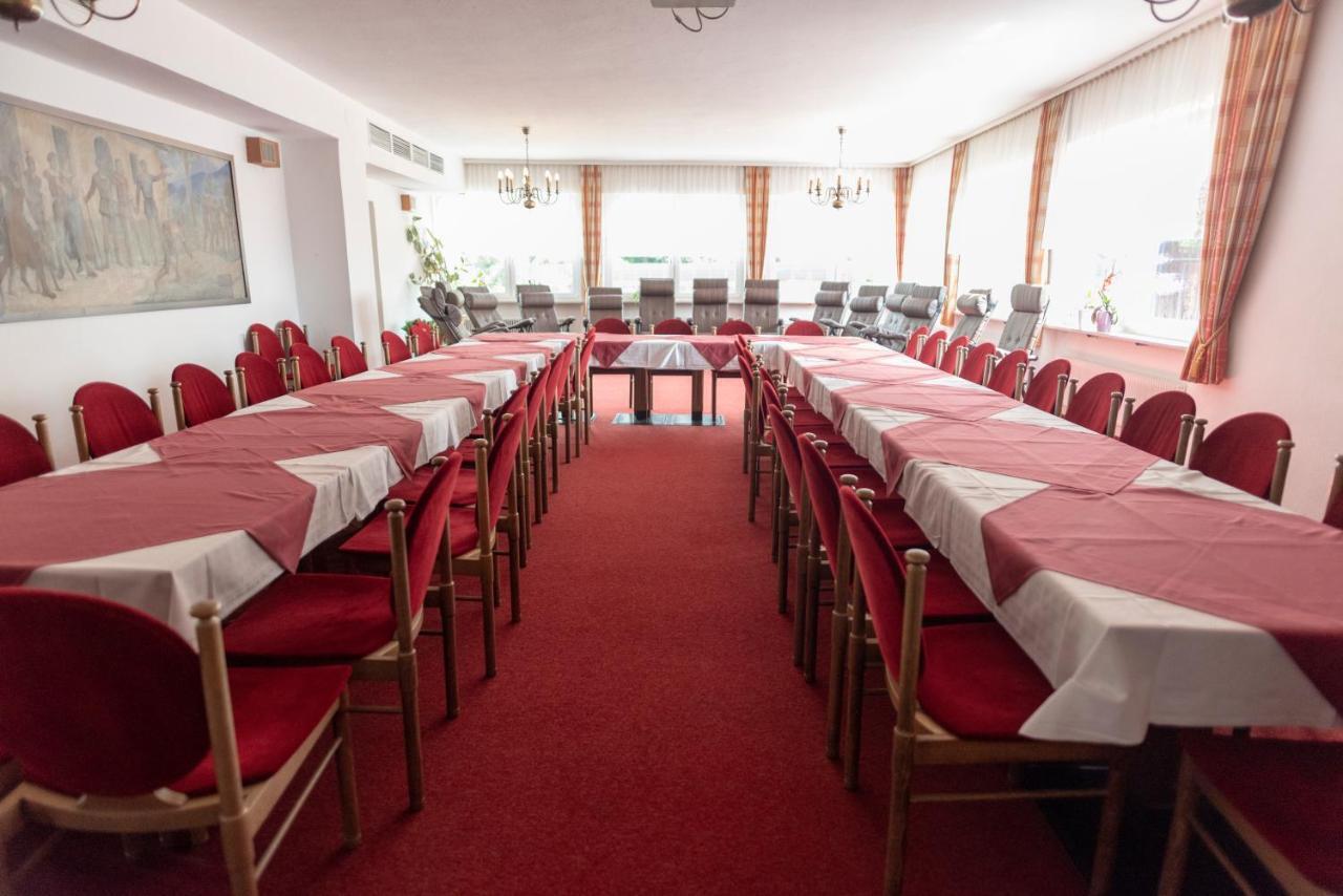 Hotel Krone Matrei am Brenner Eksteriør bilde