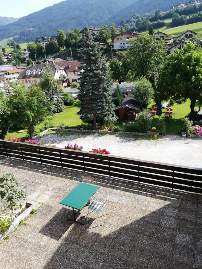 Hotel Krone Matrei am Brenner Eksteriør bilde
