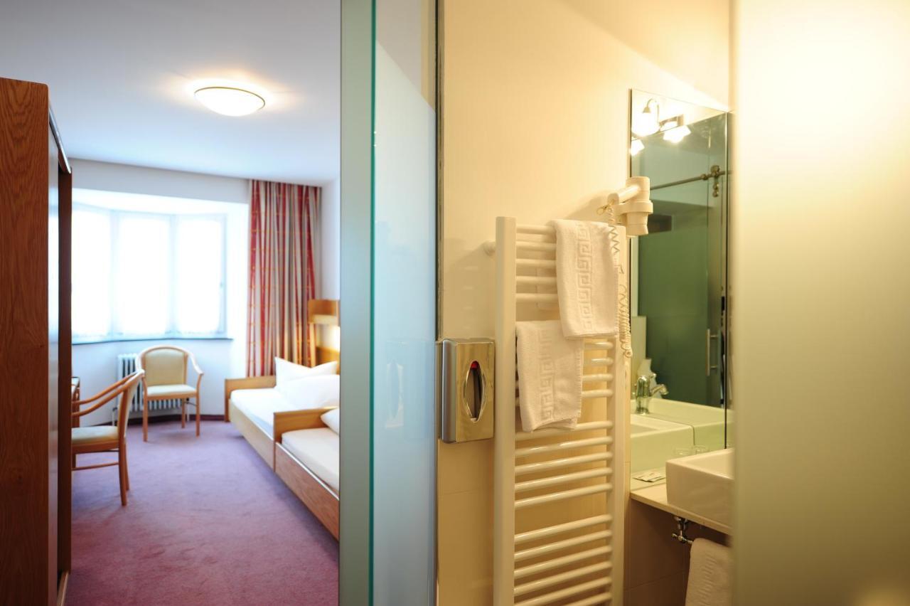 Hotel Krone Matrei am Brenner Eksteriør bilde